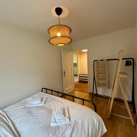 Basic With Balcony Access * 취리히